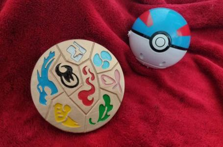  Etsy Artist Creates Beautiful Medallions Based on Pokémon Sword and Shield 