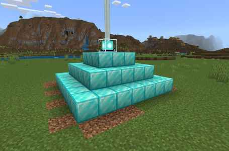  How to build and light beacons in Minecraft 