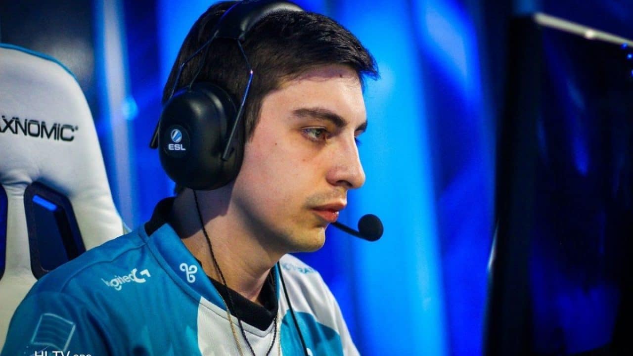  What are Shroud’s Valorant settings and keybinds? 