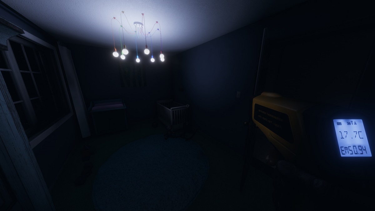  Latest Phasmophobia updates allow ghosts to open doors, listen for player voices 