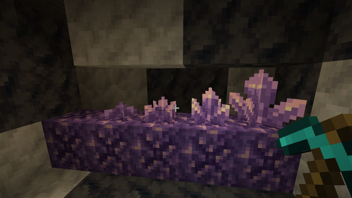  How to mine Amethyst in Minecraft 