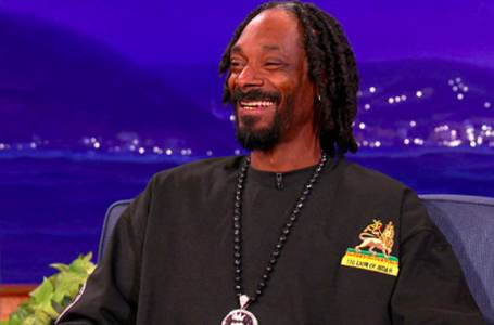  Call of Duty teases Snoop Dogg DLC is coming to Vanguard, Mobile in April 