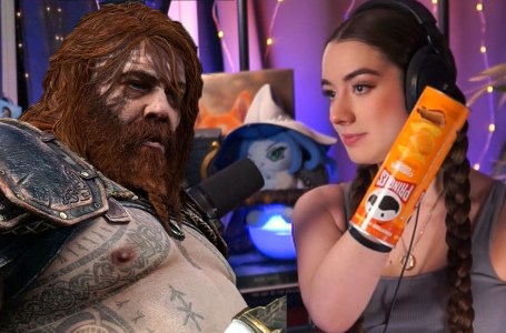  Streamer takes snacking very seriously and proceeds to beat Thor in God of War Ragnarok with one hand in a Pringles can 