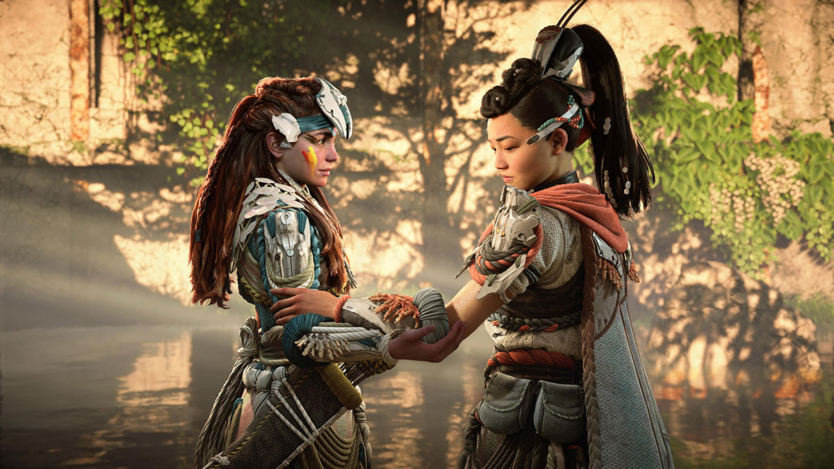 seyka-and-aloy-holding-hands-horizon-forbidden-west-burning-shores-dlc